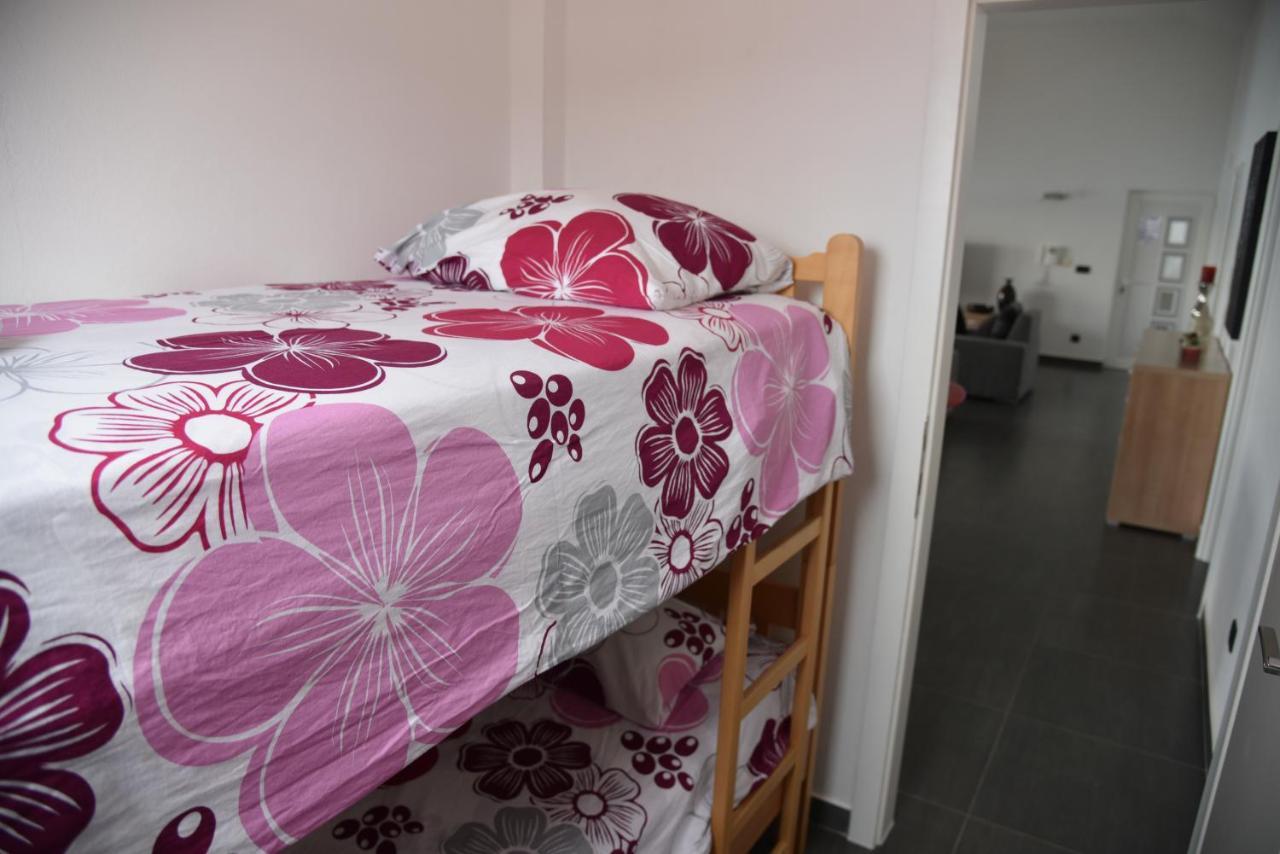 Villa Pina Appartment Chantos Tisno Eksteriør billede